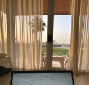 Luxury Apt - Soma Bay - Hurghada -Next to Breakers 酒店