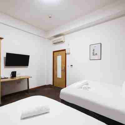 Arinza Hotel, London Ilford Rooms