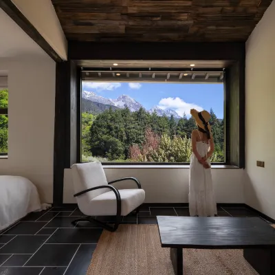 山塰澗Montemar·棲雪山舍 鄰近中虎跳石的酒店