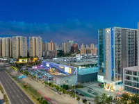 Lichuan Platinum Hotel (Guangzhou Changlong Wildlife Park Branch) Hotels near Chimelong Safari Park