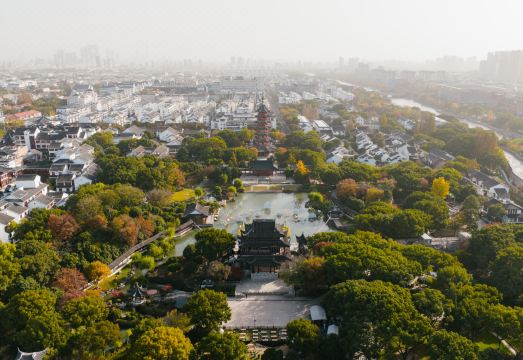 구수 야드 호텔의 외관 또는 근처 거리 풍경