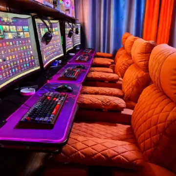 Hotel Sofia(next to the central pedestrian street)