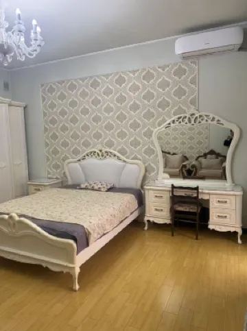 TabrisChina Vacation Rental