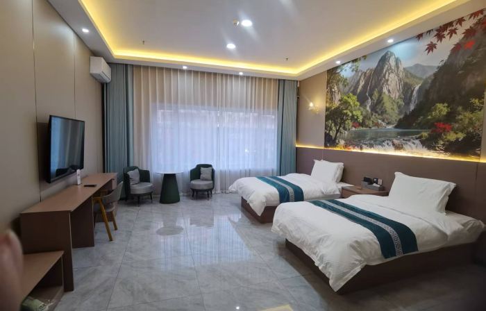 Yifeng Smart Hotel