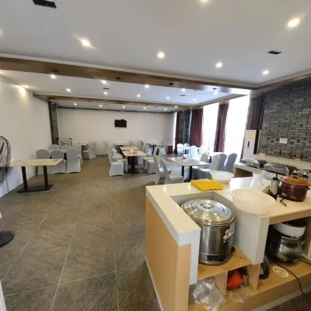 Jinxiang Hotel