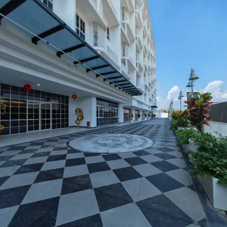 The Stallionz Signature Suites by IWH Suites