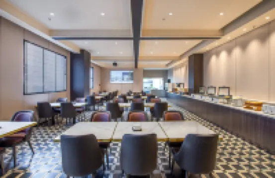 Home Hotel (Jishou University)