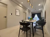 Piccadilly Greentown Premium Suites by IWH Suites