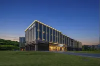 Full Season Hotel (Nanjing Mufu Mountain Subway Station Hotel) ​