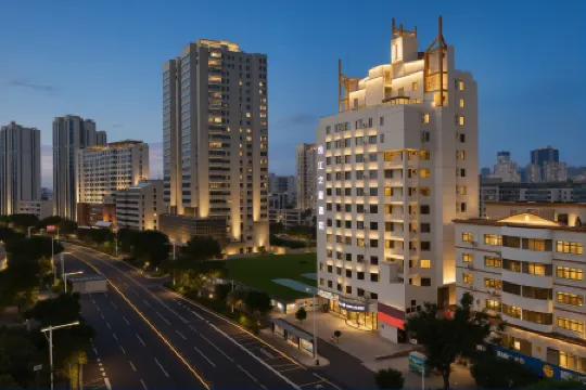 Jinjiang Inn Select (Haikou Arcade House Old Street Binhai Avenue)