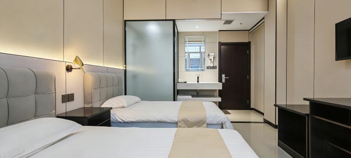Suifenhe Zhonglong Hotel（Central Square） Hotels in Suifenhe