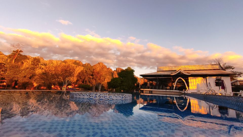 LARNG YAY Riverview Resort Hotel