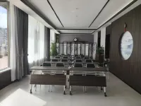 Shangpin Light Luxury Hotel