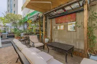 Kunming Poshe Themed Homestay (Nanping Pedestrian Street Branch)