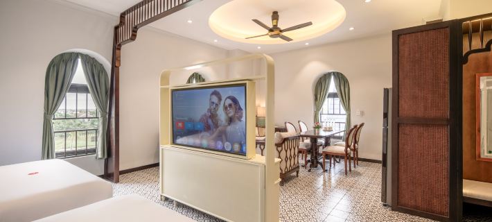 JULIE's HOUSE - A LUXURY APARTMENT IN HUE Hotele w: Hue