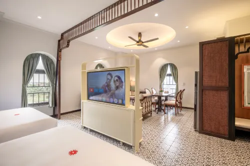 JULIE's HOUSE - A LUXURY APARTMENT IN HUE