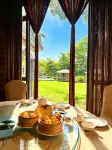 Lilac Garden Hotel - Luxury