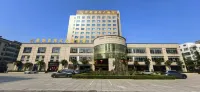 Huoqiudu International Hotel - Parkplatz