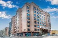 Best Western Premier M Four Hotels - ที่มีสระว่ายน้ำ