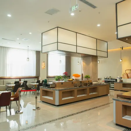 Huining Bell Tower Hotel