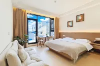 77·lsands|Double seven lnn - Mountain view