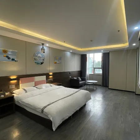 Wanli Hotel (Baobai Shopping Plaza Beiguo Future Mall)