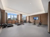 Ezhou Days Select Wyndham Hotel (Gedian South Station) - موقف سيارات