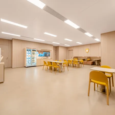 Hanting Express Hotel (Guiyang Nanming Qingxiu 2046 Branch)