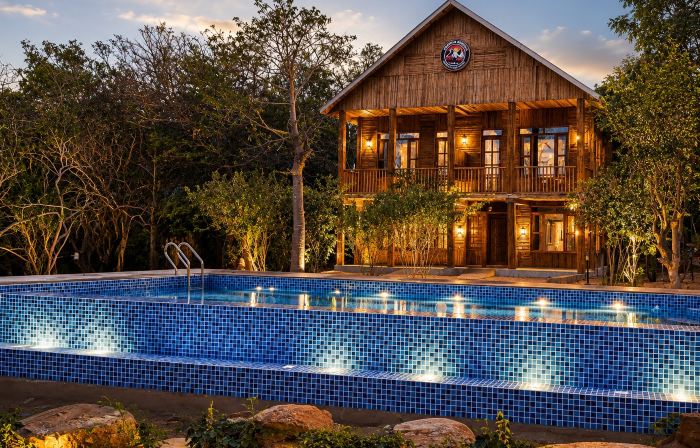 Mkomazi Hotels and Camp Sites