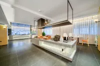 Chenfeng Yipin Hotel (Jiujiang Railway Station Changhong Overpass) - Balkoner