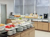 J Town Serviced Apartments&Hotel - Morgenmad