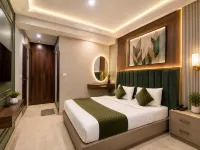 Hotel Square Plaza Hotels near JNU