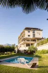 EGGER Apartments & Suites - Pools
