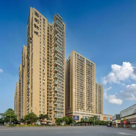 Qianhong Hotel (Kunming Station)