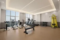 Xintianhe Grand Hotel (Yanqi Stadium) - parking
