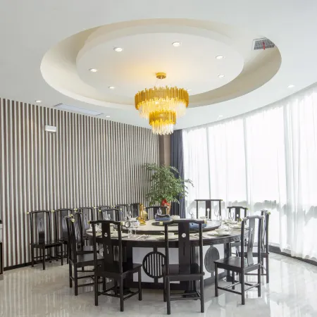 Hubei Litian Hotel (Fangxian Branch)