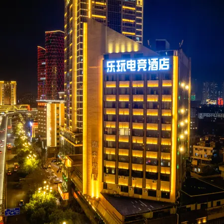 The One E-sports Hotel