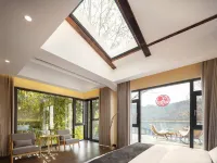 Banshan Panshui Wisdom B&B (Shizhu Qiaotou Branch) - parking