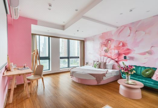 허펑 호텔 선전