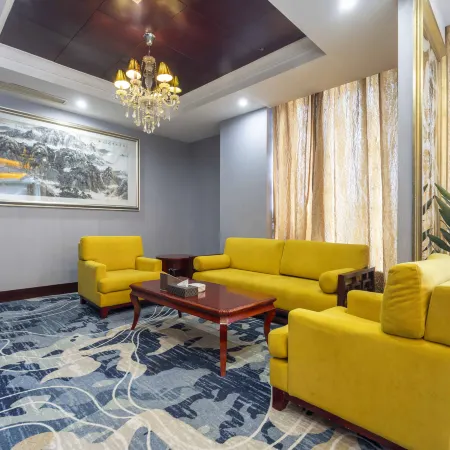 Yiyang Huatian Hotel