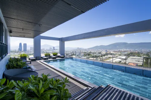 Luxtery Hotel & Spa