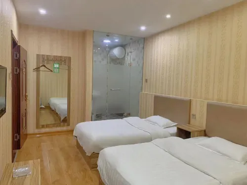 Yanji Hongtai Hotel