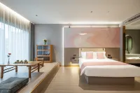 Ouyue Yuerongshe Feiyi Art Hotel (Wutian Old Street Branch)