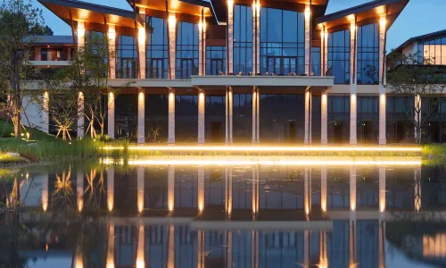 Langzhong Shuicheng Jiazhu Ligang Hotel