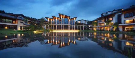 Langzhong Shuicheng Jiazhu Ligang Hotel Отели в г. Ланьчжон