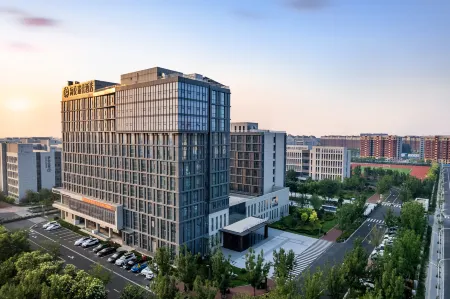 HROYAI HOTEL Отели в г. Цзыбо