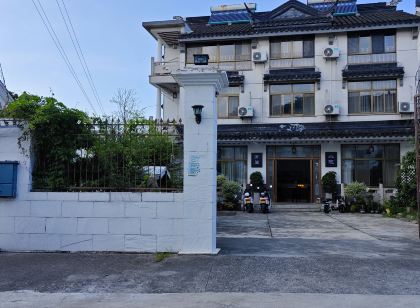 There is a small courtyard homestay