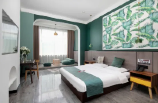 I DO花園酒店（呂梁離石區世紀廣場店）