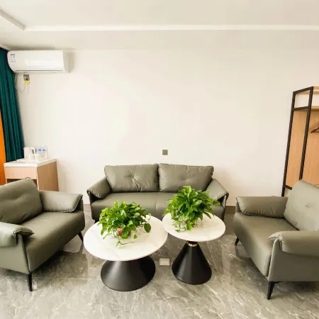 Yiyuan Business Hotel