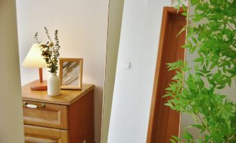 Qijiangban B&B (Huangnipound Subway Station Bauhinia Square)